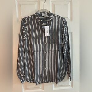 Harshman/Women’s NWT Gray Striped Blouse Size S